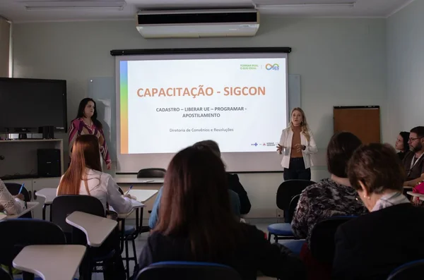Saúde capacita regionais sobre descentralização orçamentária e financeira das políticas públicas 