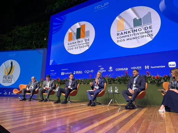 Governador acompanha lançamento do Ranking de Competitividade dos estados, em Brasília