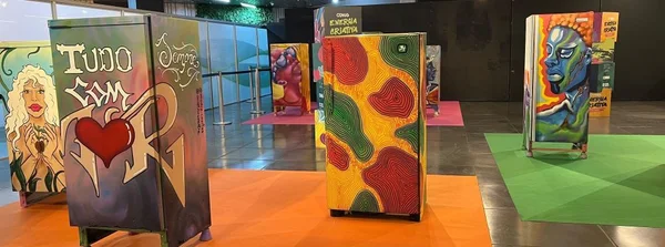 Sustentabilidade na arte: projeto da Cemig dá vida nova a geladeiras em desuso