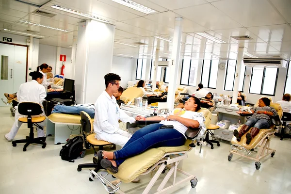 Hemominas informa funcionamento das unidades no Dia do Servidor Público