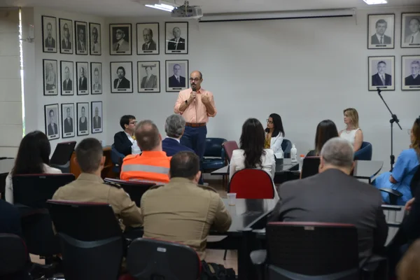 Governador em exercício participa de encontro para desenvolvimento de lideranças no setor público