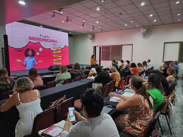 Educação avança com nova etapa do Projeto Socioemocional nas escolas estaduais 