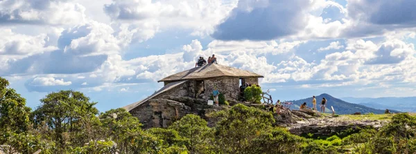 São Tomé das Letras se reposiciona como destino de espiritualidade e conexão