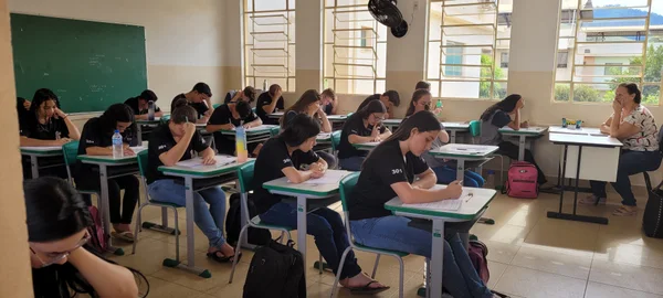 Educação lança “Esquenta Enem MG” com aulas ao vivo para o primeiro simulado neste sábado (5/4)