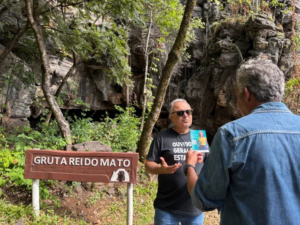 Ouvidoria Móvel realiza escuta ativa na Gruta Rei do Mato e amplia diálogo com a população