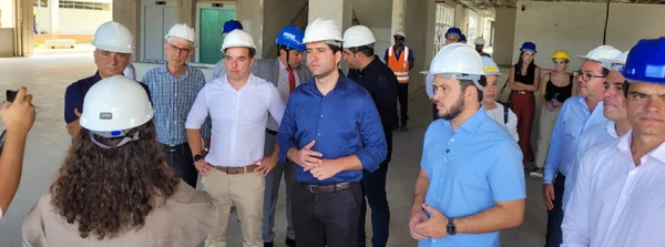 Secretarias de Saúde e de Infraestrutura realizam visita técnica no Hospital Regional de Governador Valadares