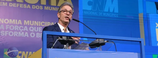 Governo de Minas destaca compromisso com municípios durante Marcha dos Prefeitos em Brasília
