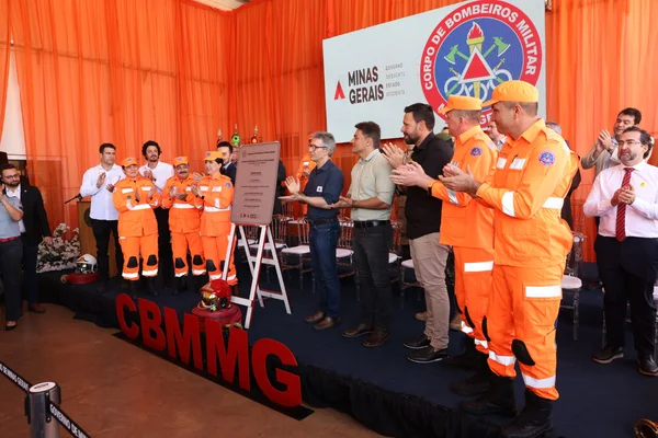 Governo de Minas inaugura nova sede do Corpo de Bombeiros em Araguari