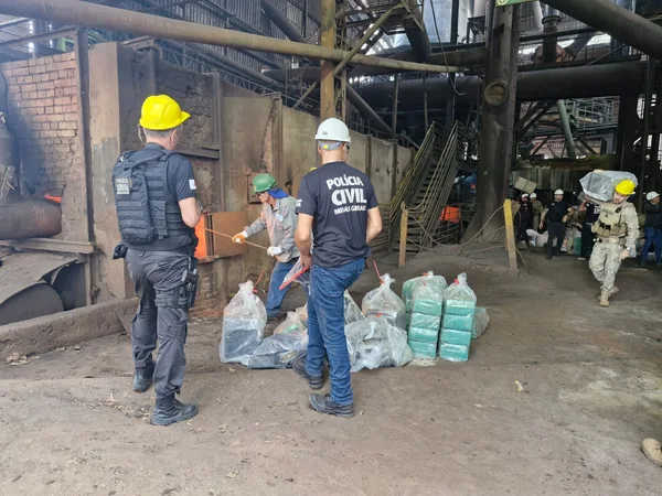 Polícia Civil de Minas incinera cerca de 1,8 tonelada de drogas em Divinópolis