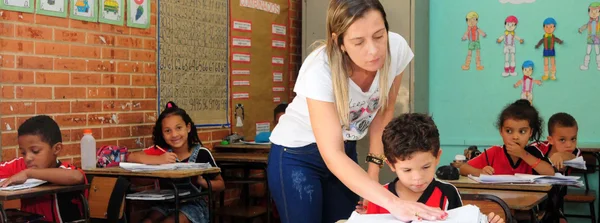 Governo de Minas e Unicef lançam nova edição da campanha Um Trem para o Futuro, com premiação para escolas e professores