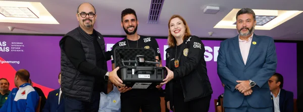 Governo de Minas entrega viaturas, armas e drones para a Polícia Civil