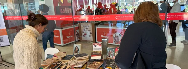 Governo de Minas lança projeto “Livros em Movimento” para incentivar leitura entre os servidores