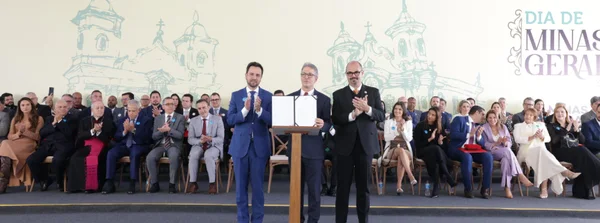 Governo do Estado entrega Medalha do Dia de Minas, em Mariana