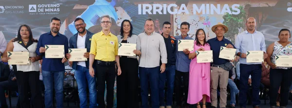 Governo de Minas entrega ações do programa Encontro das Águas em Araçuaí para beneficiar a população do semiárido do estado