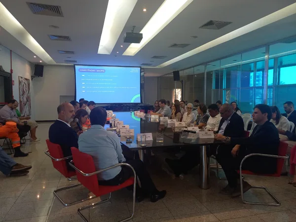Governo de Minas participa da implementação do Samu em Uberlândia 