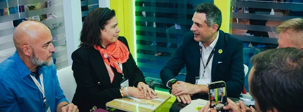 Minas Gerais reforça parceria com a TAP durante a Abav Expo 2025
