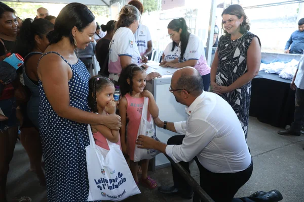 Lançamento do programa Leite para a Primeira Infância, em Teófilo Otoni