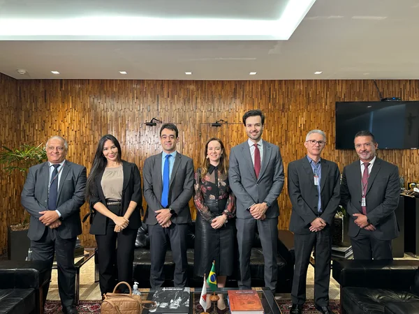Governo de Minas e ALMG firmam parceria para levar Sei!MG às câmaras municipais
