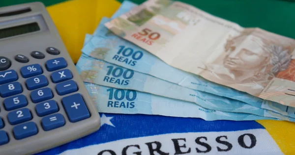 Contribuintes deverão incluir obrigações acessórias do IBS nos documentos fiscais a partir de janeiro de 2026