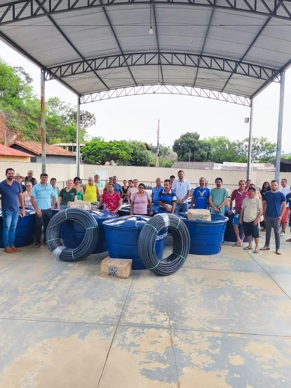 Estado distribui kits de irrigação para agricultores de município do Leste de Minas 
