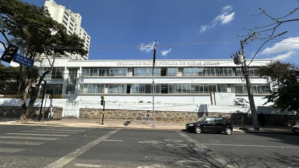 Escola de Saúde Pública oferece especialização em Saúde Mental para qualificar profissionais da rede SUS em Minas