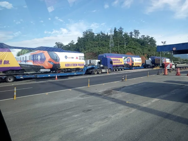 Primeira nova composição do Metrô da RMBH chega a Minas Gerais