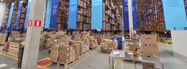 Governo de Minas celebra ampliação de farmacêutica em Varginha