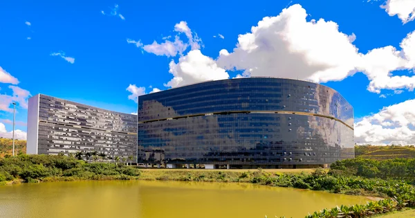 Governo de Minas completa sete anos de repasses constitucionais pagos em dia aos municípios