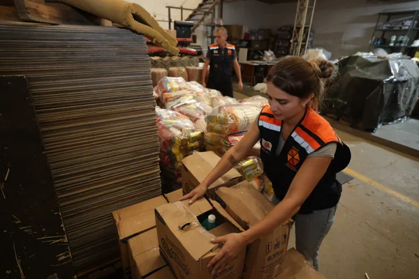 Depósito com donativos em Juiz de Fora