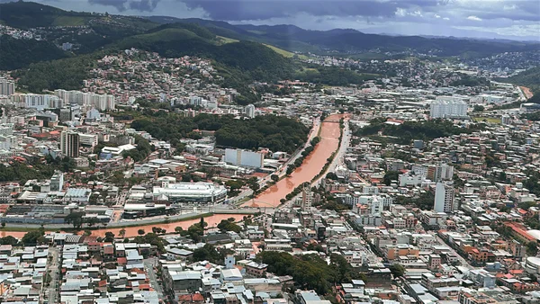 Governo de Minas anuncia R$ 200 milhões em crédito emergencial para empresas e prefeituras atingidas pelas chuvas