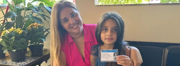 Katariny com a filha Clara Matos