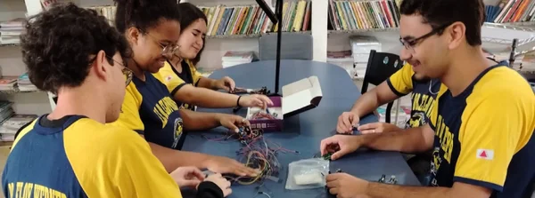 Escolas estaduais da SRE Manhuaçu desenvolvem protótipos para Feira Escolar 2026
