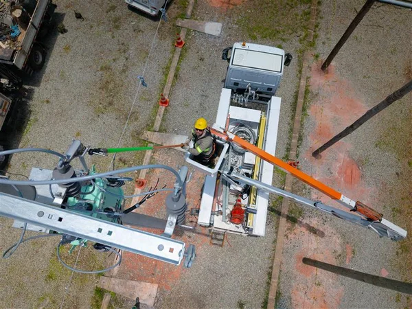 Cemig reforça manutenção preventiva da rede com R$ 438 milhões para reduzir interrupções em Minas