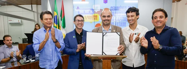 Governo de Minas transfere capital para Ponte Nova e anuncia ampliação da vacinação contra a influenza em todo o estado