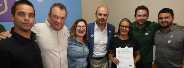Governo de Minas entrega a primeira certificação de piscicultura ornamental do Brasil