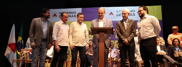 Governo de Minas transfere capital para Governador Valadares e anuncia R$ 2,8 bilhões do Acordo do Rio Doce para região atingida por rompimento de barragem