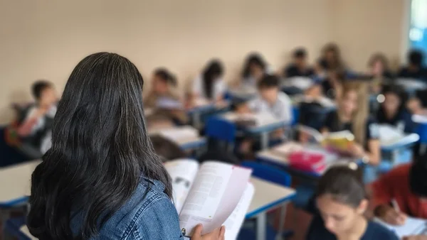 Histórico escolar da rede estadual passa a contar com autenticação digital via gov.br   