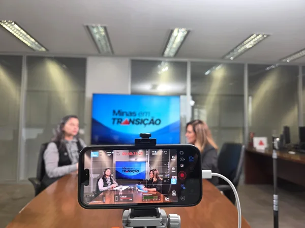 "Minas em Transição Entrevista”: na edição desta quinta (29/10), às 19h, a jornalista e secretária de Estado de Comunicação, Cássia Ximenes, recebe a também secretária Luciana Mundim