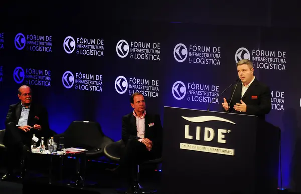 No evento, governador de Minas lembrou a importância do ex-presidente mineiro JK