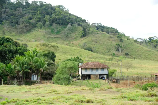 Previsão da SEDA é regularizar 2 mil propriedades este anio
