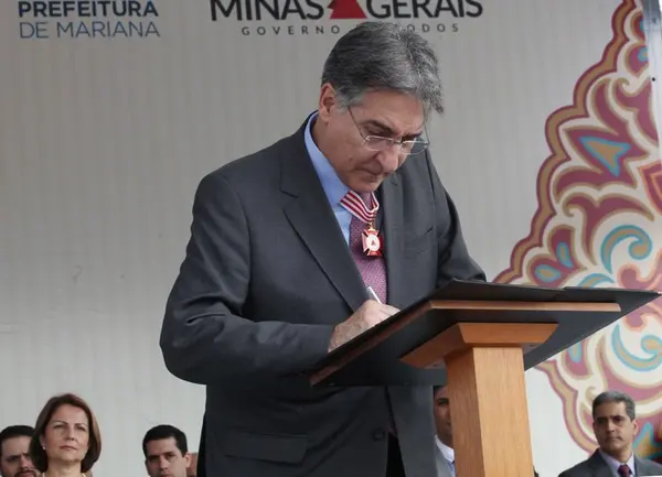 Governador Fernando Pimentel participa da solenidade de entrega da medalha do Dia de Minas