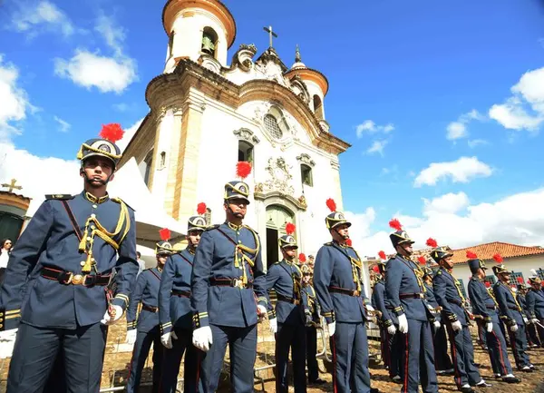 Governador Pimentel e autoridades participam da solenidade do Dia de Minas