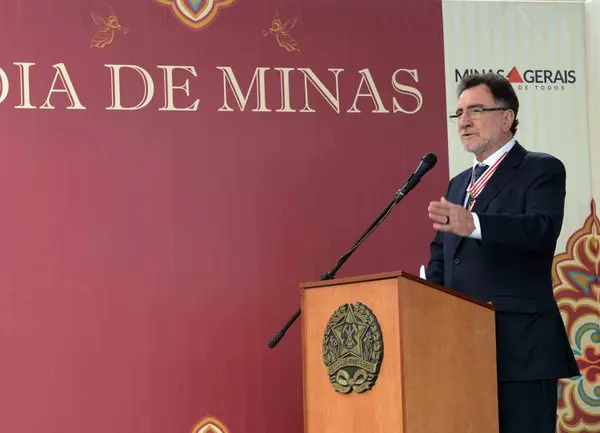 Ministro do Desenvolvimento Agrário, Patrus Ananias, durante a solenidade