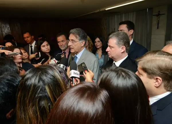 Em coletiva, o governador reafirmou a atuação dos parlamentares na ALMG