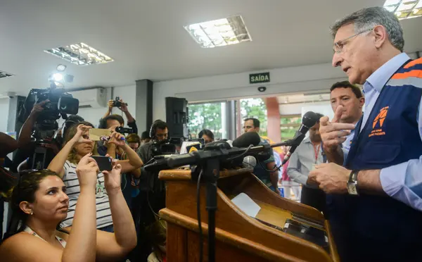 O governador Fernando Pimentel reafirmou o esforço coordenado do Governo do Estado para atendimento às vítimas do acidente