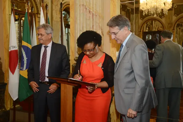 Cerimônia de assinatura da adesão de Minas Gerais ao Sistema Nacional de Promoção da Igualdade Racial