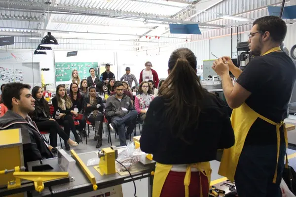 Lab Truck Senai - Cultura Maker