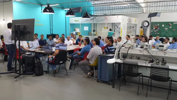 Lab Truck Senai - Cultura Maker