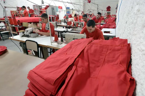 Detentos de Itajubá trabalham em ações sociais e de sustentabilidade do sistema prisional