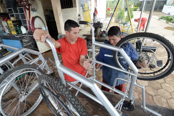 Detentos de Itajubá trabalham em ações sociais e de sustentabilidade do sistema prisional